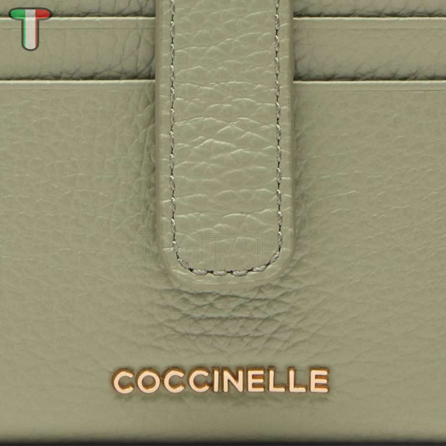 Coccinelle Metallic Medium Greenery E2MW511F701G77